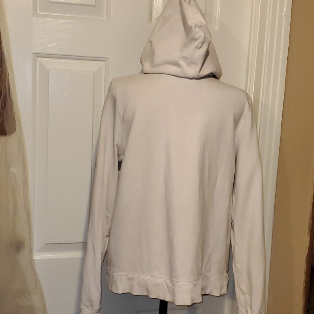 Old Navy white hoodie ๐3 For $15๐ - Picture 6 of 7